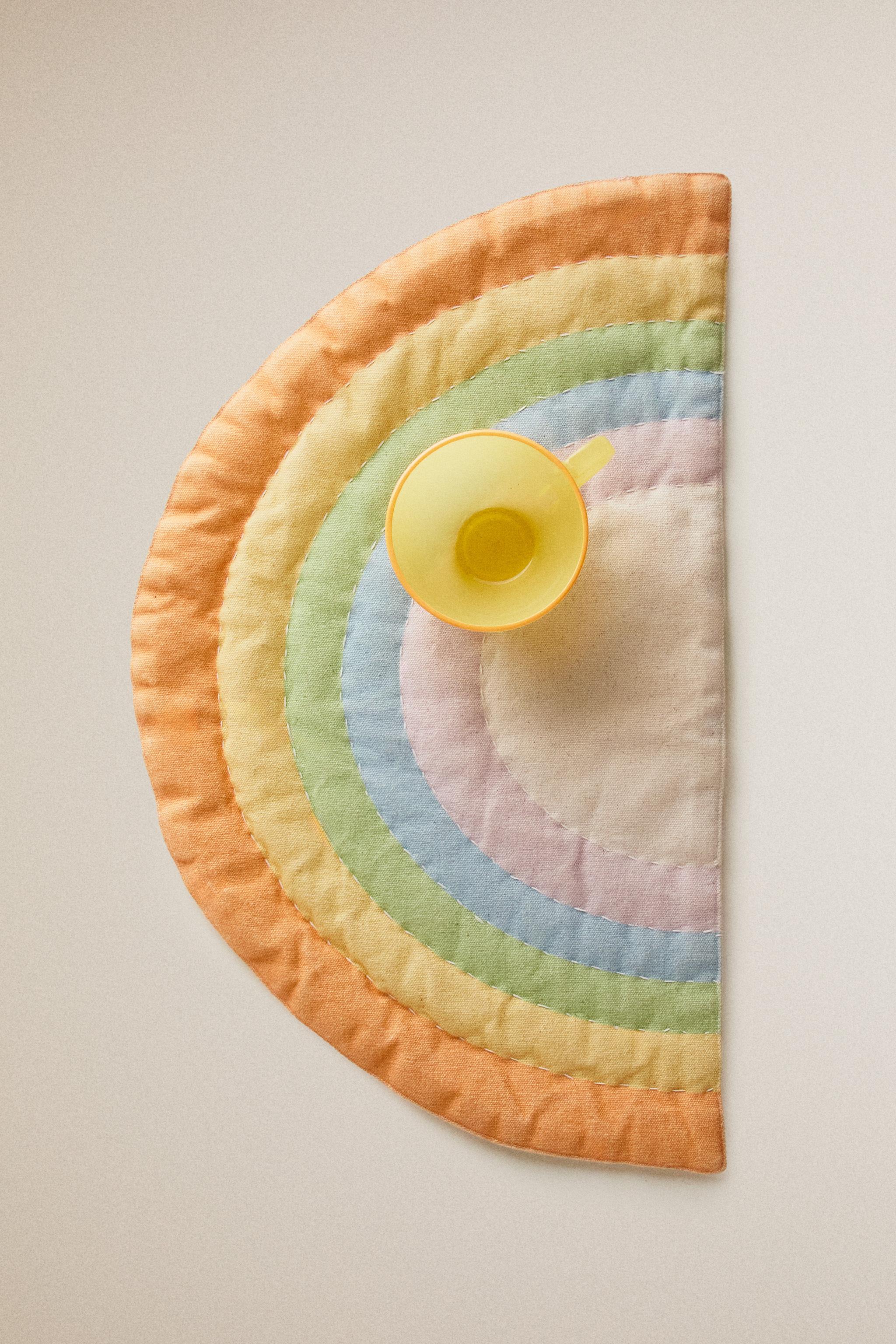 SET DE TABLE ENFANT ARC-EN-CIEL